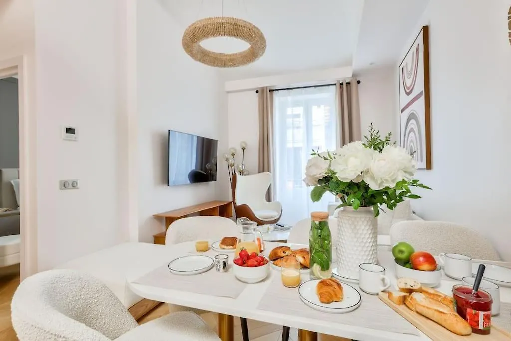 Luxurious Family Flat - Le Marais - With Ac Appartement Parijs 0*,  Frankrijk