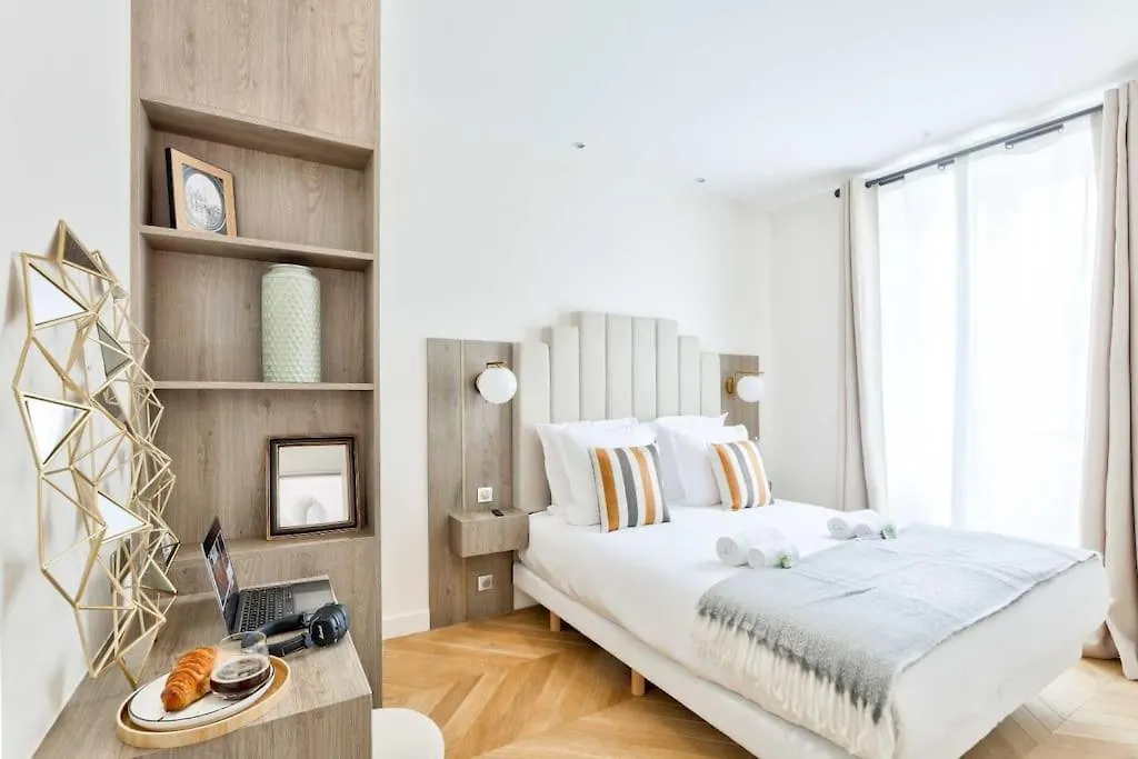 Luxurious Family Flat - Le Marais - With Ac Appartement Parijs
